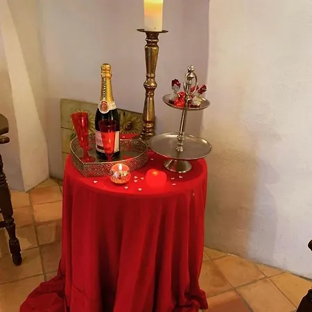 בית נופש Le Nel Borgo Crucoli
